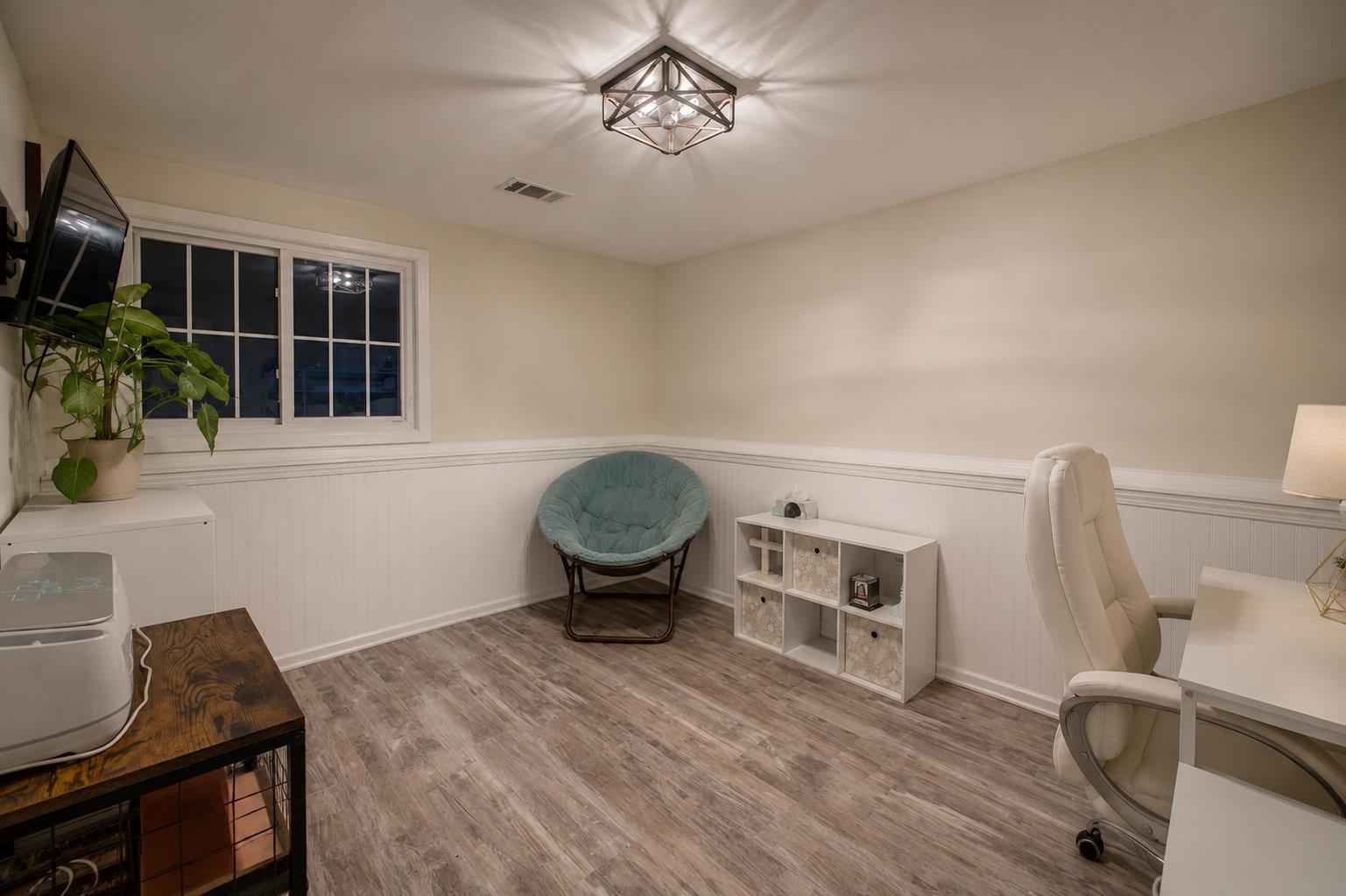 2405 South Afton Road Beloit, WI 53511 - Photo 13 of 19 Gallery Image 13