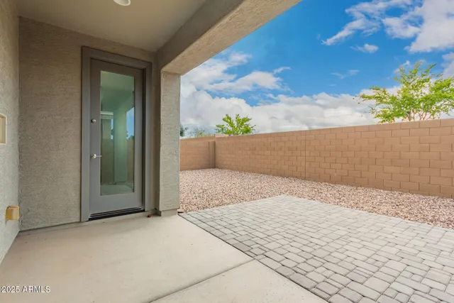 $2,199 | 7276 South 22nd Lane, Phoenix, AZ 85041