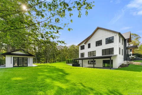 $4,500,000 | 45 Pine Hill Drive, South Salem, NY 10590