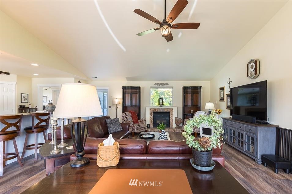 120 Royal Loop Sequim, WA 98382 - Photo 16 of 37 Gallery Image 16