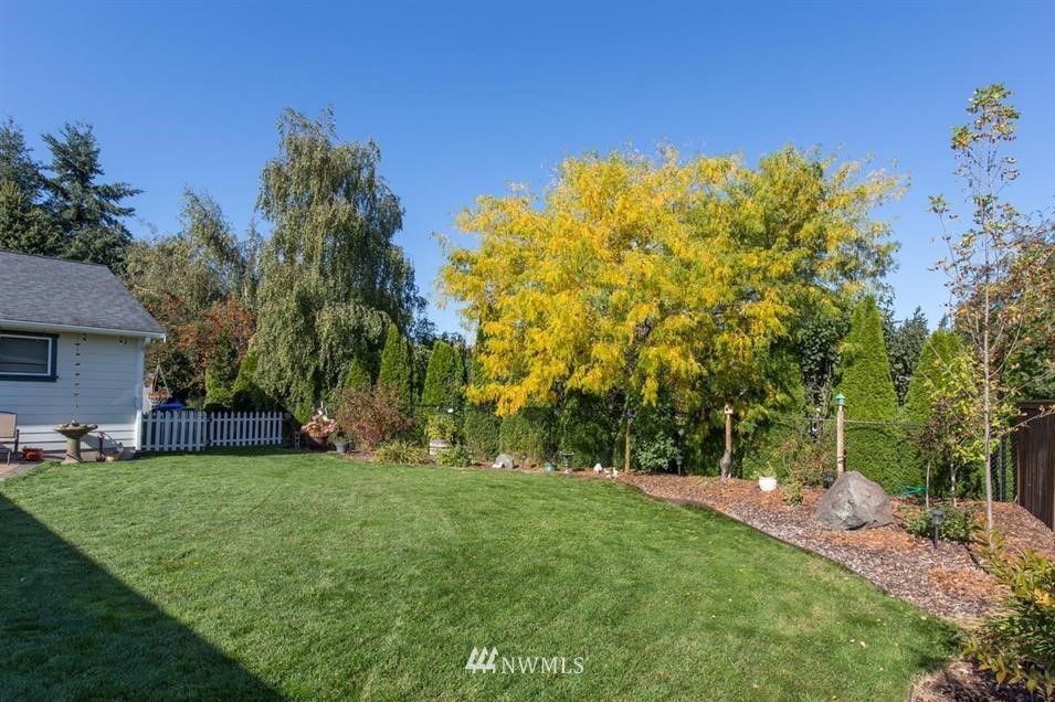 120 Royal Loop Sequim, WA 98382 - Photo 6 of 37 Gallery Image 6