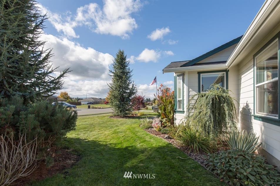 120 Royal Loop Sequim, WA 98382 - Photo 7 of 37 Gallery Image 7