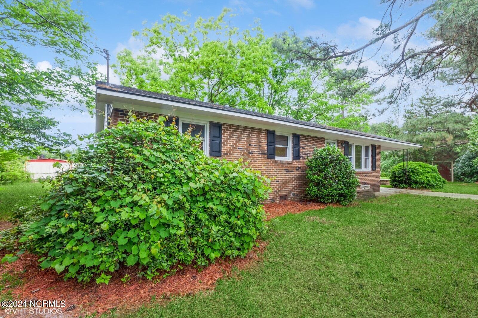 111 Waverly Faison Road Faison, NC 28341 - Photo 3 of 15 03_111WAVERLYFAISONRD_2007_Large