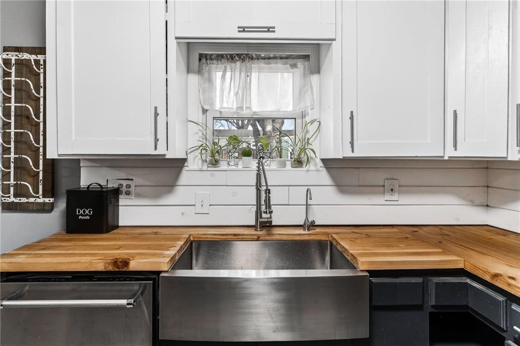 1207 North Atherton Road Independence, MO 64056 - Photo 13 of 37