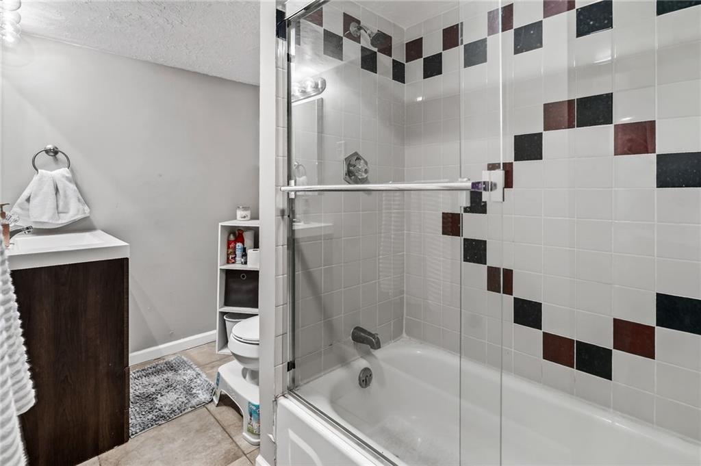 1207 North Atherton Road Independence, MO 64056 - Photo 21 of 37