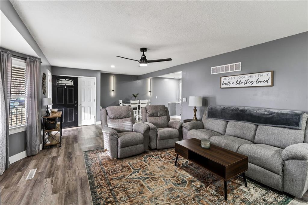 1207 North Atherton Road Independence, MO 64056 - Photo 7 of 37