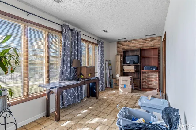 $344,900 | 12535 Tall Pine Drive, Ste. Genevieve, MO 63670