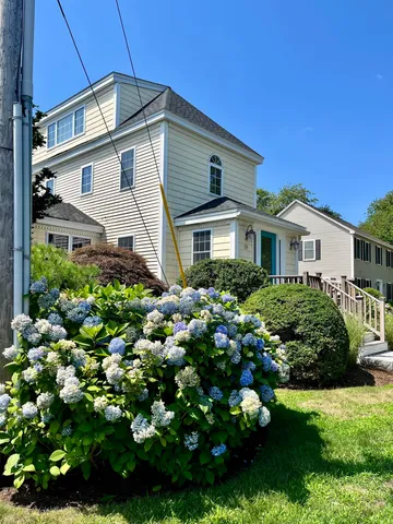 $3,500 | 18 Browns Court, Rye, NH 03870