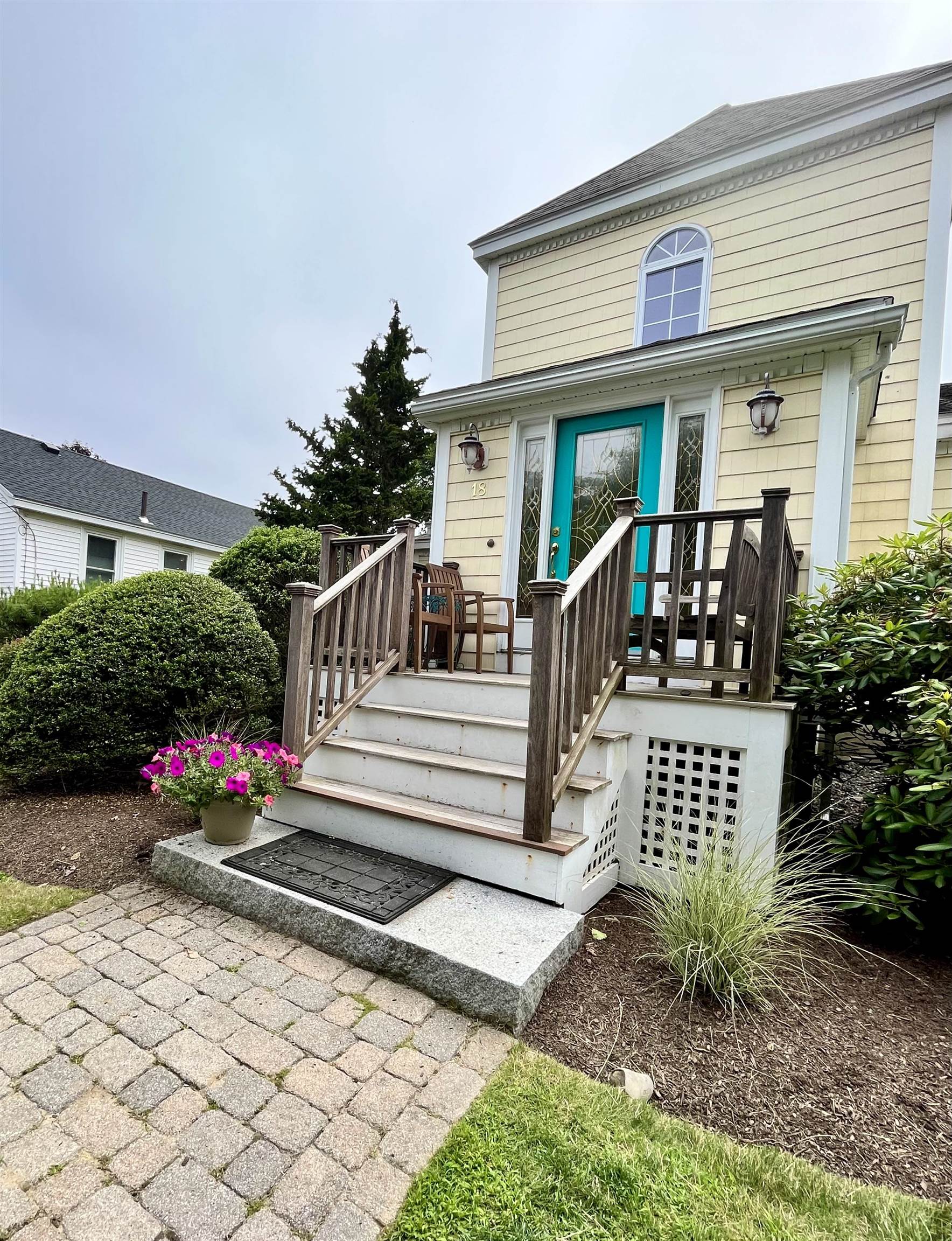 18 Browns Court Rye, NH 03870 - Photo 3 of 23