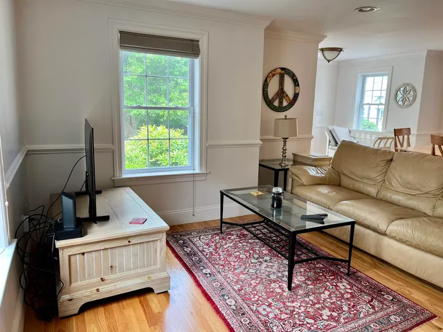 $3,500 | 18 Browns Court, Rye, NH 03870