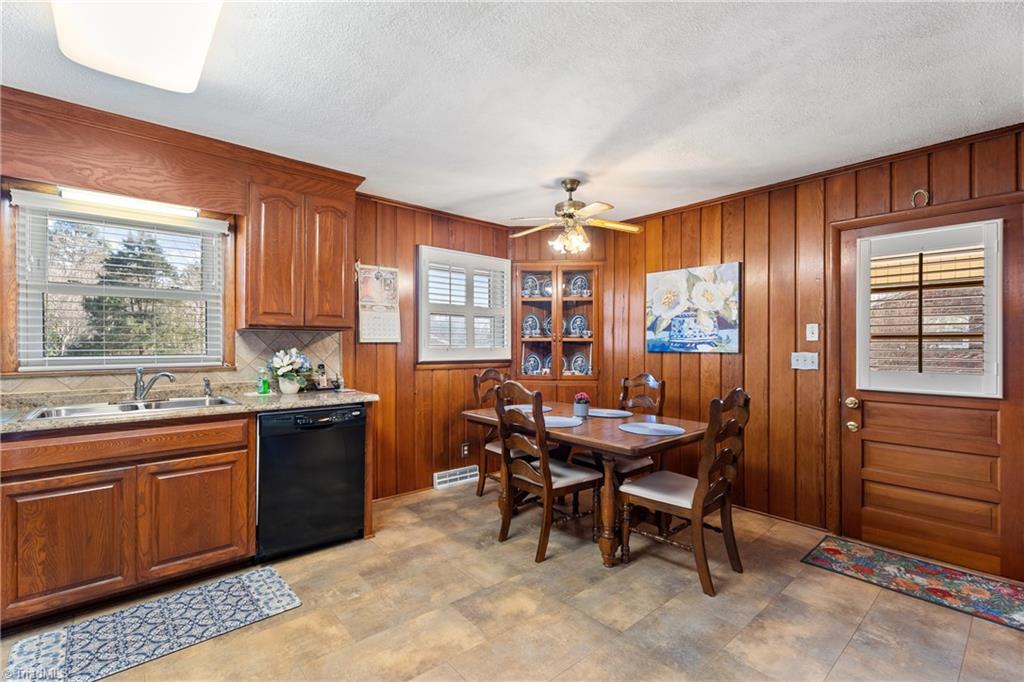 1343 Bethania-Rural Hall Road Winston-Salem, NC 27106 - Photo 10 of 40