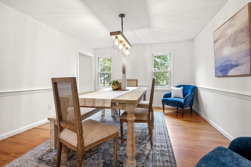 378 Commonwealth Road Wayland, MA 01778 - Photo 3 of 30 Gallery Image 3