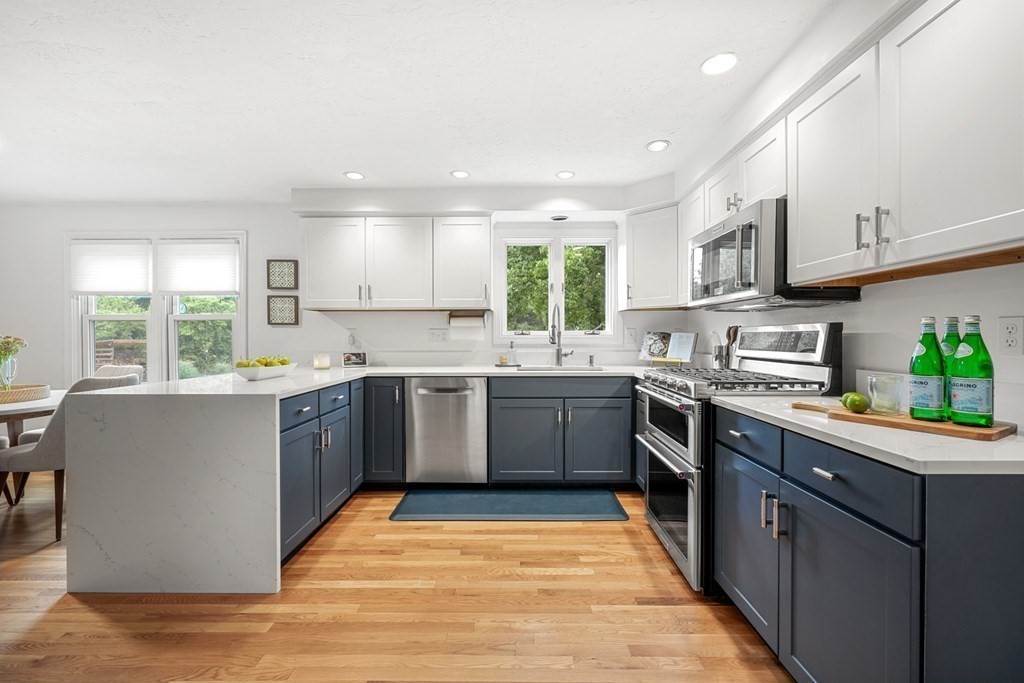 378 Commonwealth Road Wayland, MA 01778 - Photo 5 of 30 Gallery Image 5