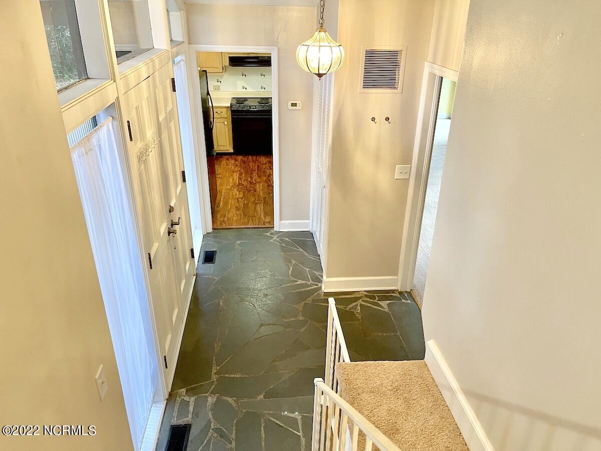 480 Crestview Road Southern Pines, NC 28387 - Photo 5 of 34 480 Crestview Rd