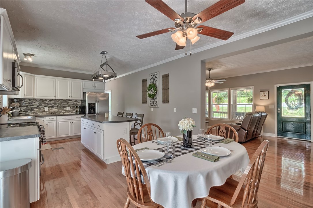 451 Tabor Woods Road Pickens, SC 29671 - Photo 12 of 37