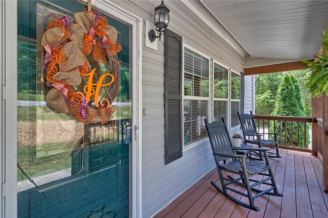 451 Tabor Woods Road Pickens, SC 29671 - Photo 5 of 37