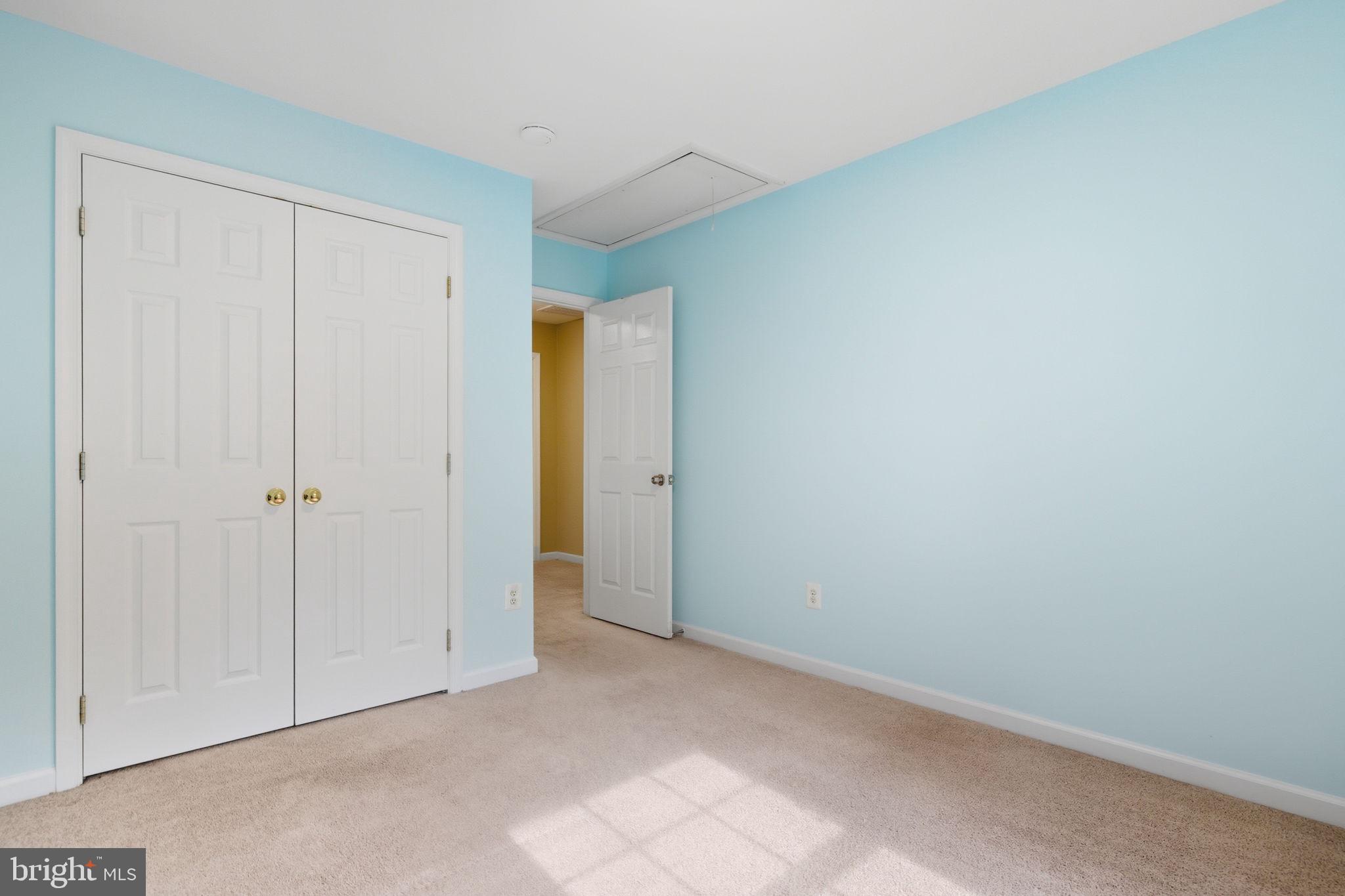 6363 Yates Ford Road Manassas, VA 20111 - Photo 27 of 67 a view of an empty room