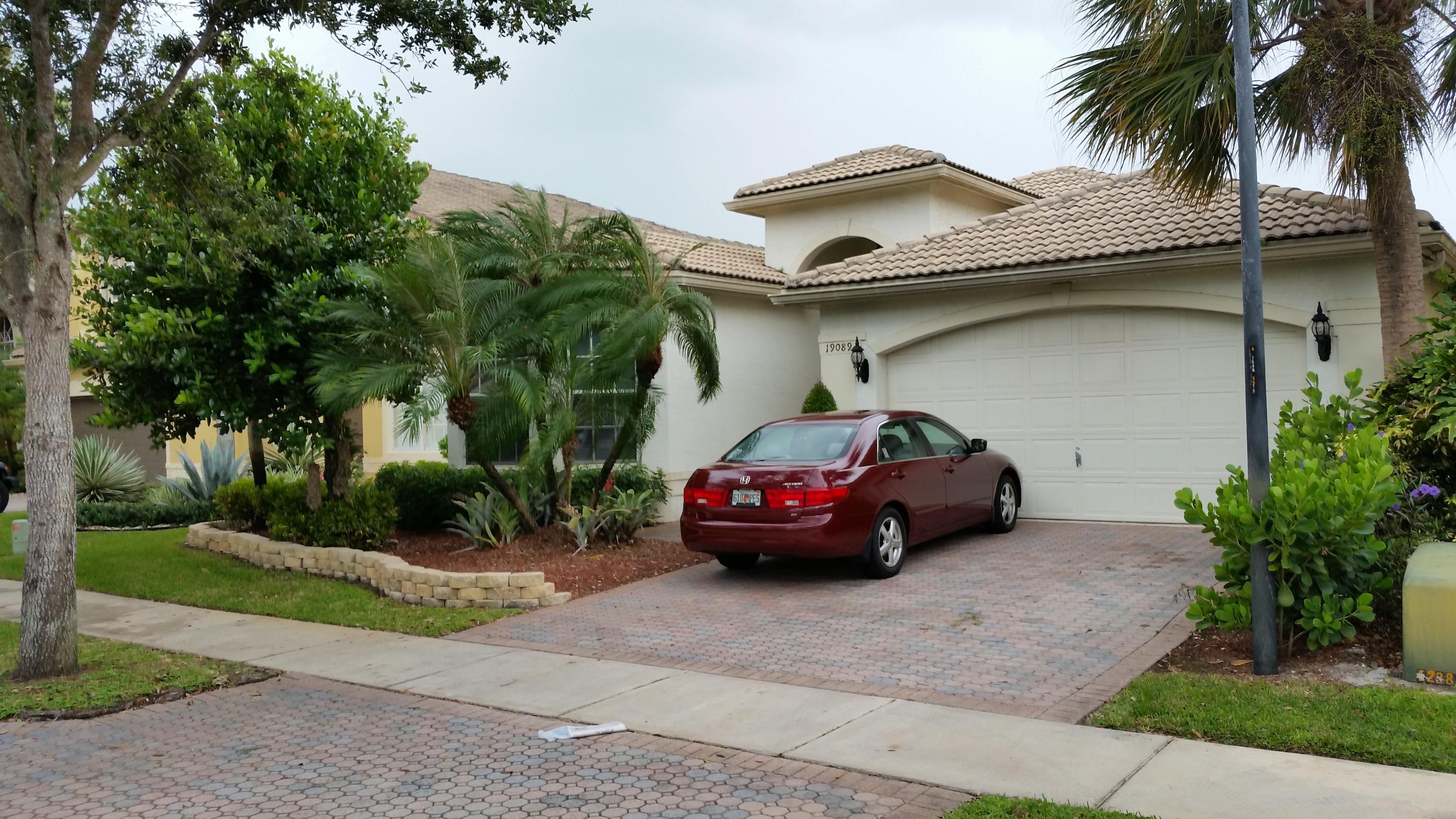 19089 Skyridge Circle Boca Raton, FL 33498 - Photo 7 of 28 20151016_142242