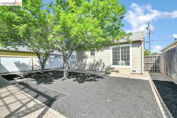 $489,000 | 2560 Chanslor Avenue, Richmond, CA 94804