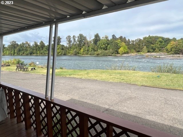 3998 Franklin Boulevard Eugene, OR 97403 - Photo 6 of 35 a view of swimming pool with a balcony