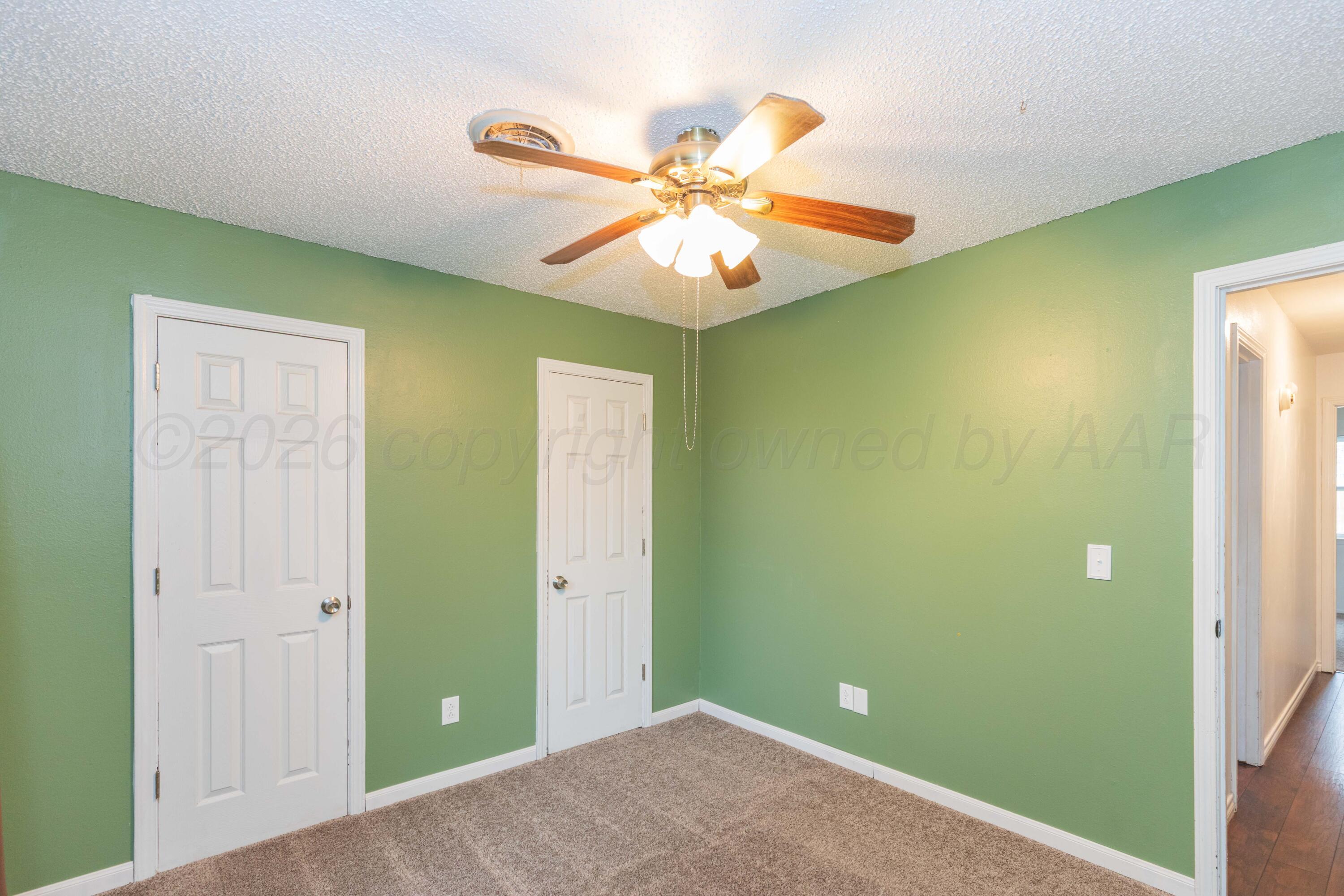 4202 Scotty Drive Amarillo, TX 79110 - Photo 20 of 33 BEDROOM 2 VIEW 2