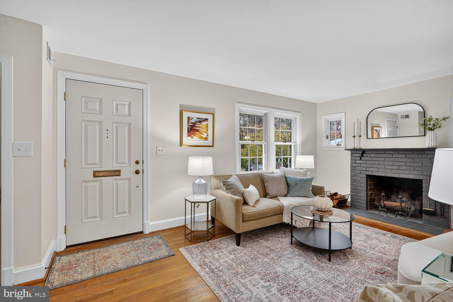 2822 Rittenhouse Street Northwest Washington, DC 20015 - Photo 3 of 29 Gallery Image 3