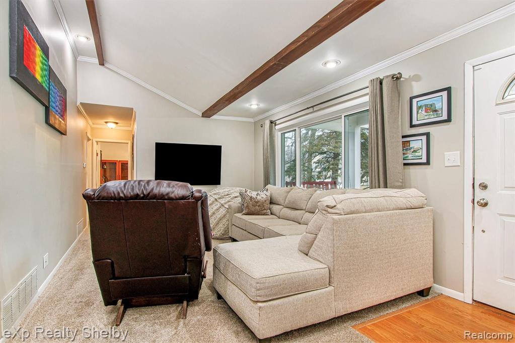 1909 Grace Avenue Rochester Hills, MI 48309 - Photo 6 of 25