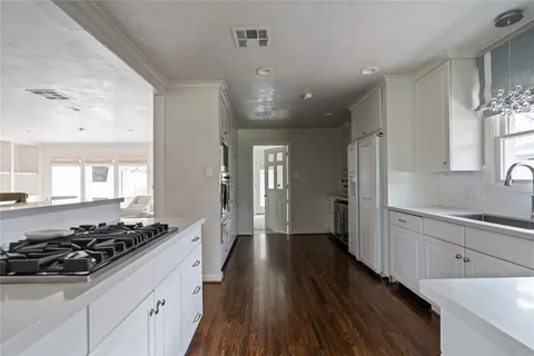 $1,150,000 | 6231 Overbrook Lane, Houston, TX 77057