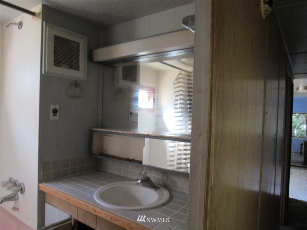 793 Old Samish Road Bellingham, WA 98229 - Photo 15 of 24 Gallery Image 15