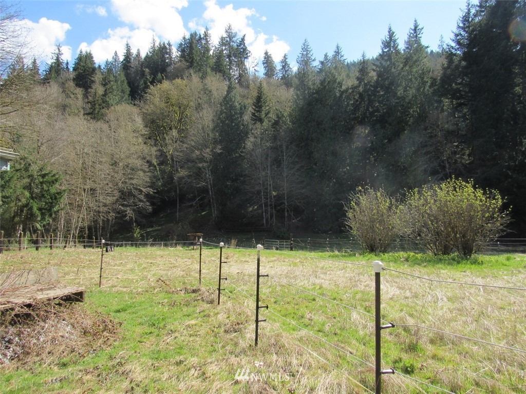 793 Old Samish Road Bellingham, WA 98229 - Photo 5 of 24 Gallery Image 5