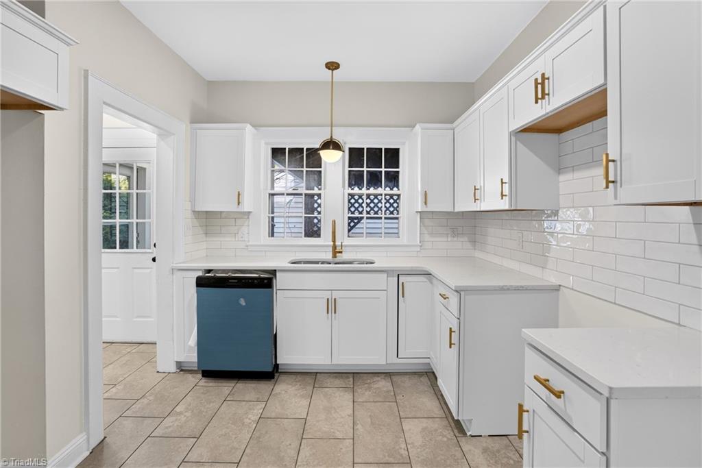 405 Spring Street Thomasville, NC 27360 - Photo 16 of 46
