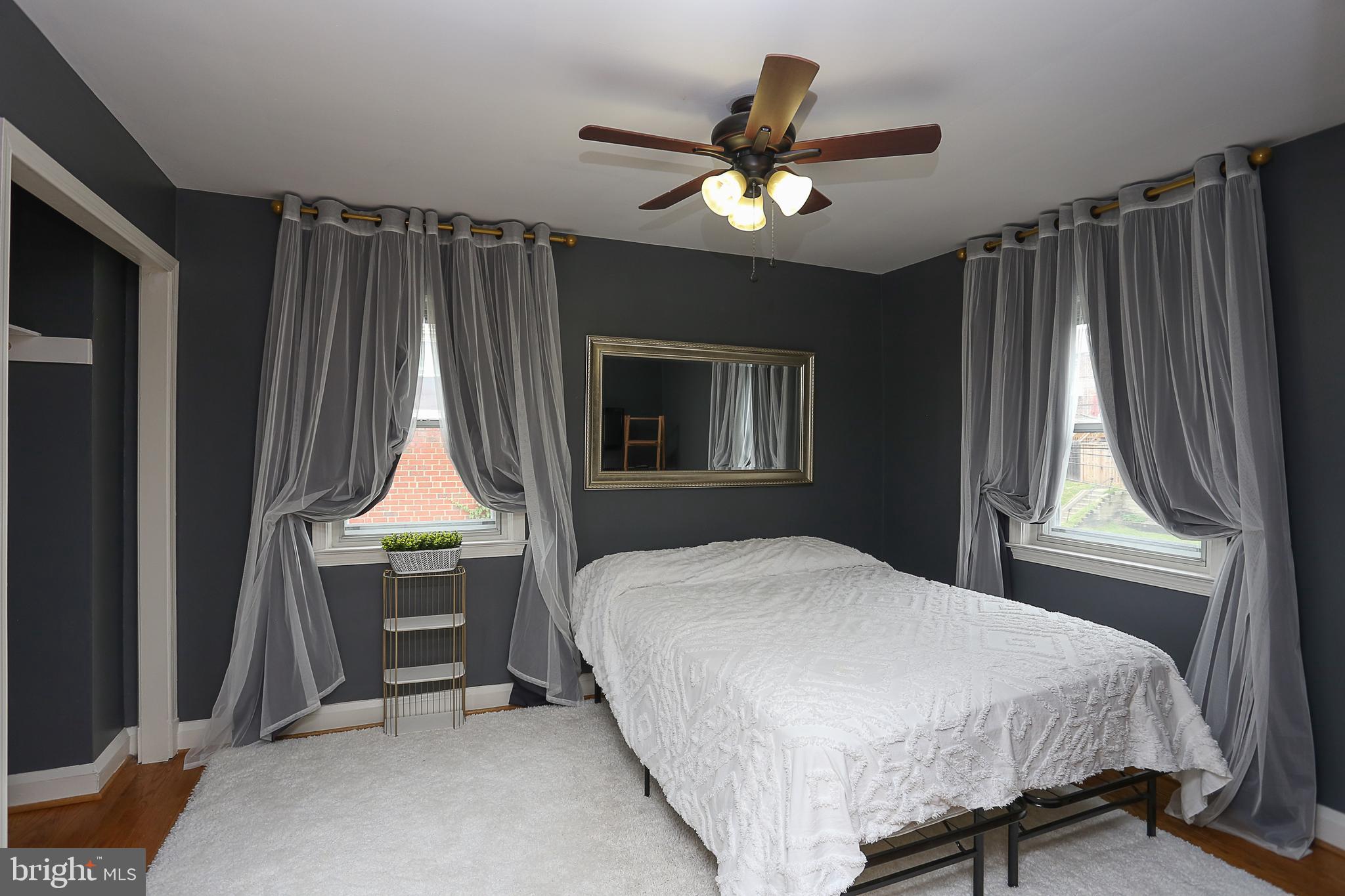1072 Downton Road Baltimore, MD 21227 - Photo 17 of 38