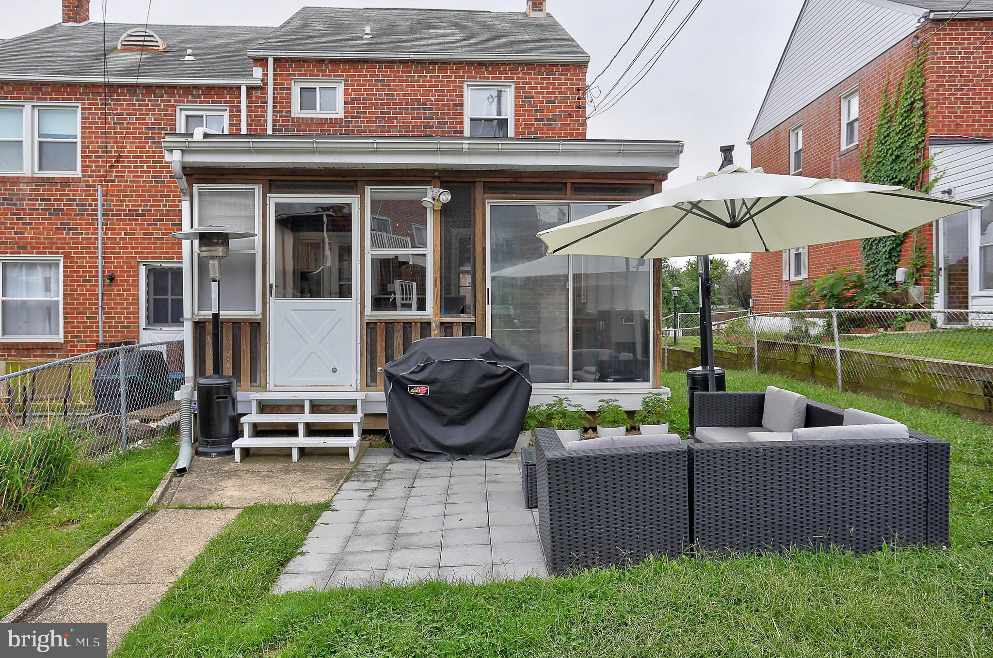 1072 Downton Road Baltimore, MD 21227 - Photo 30 of 38