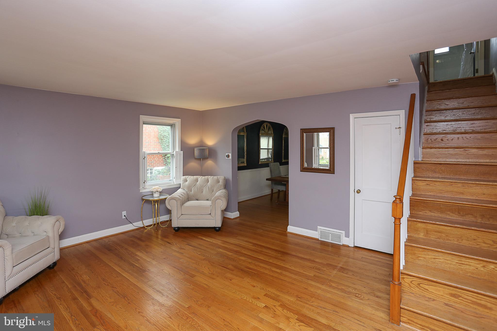 1072 Downton Road Baltimore, MD 21227 - Photo 6 of 38