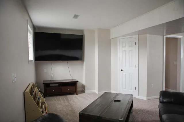 $219,900 | 15 Highland Drive, Morris, MN 56267