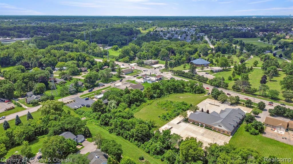 38500 Garfield Road Clinton Township, MI 48038 - Photo 2 of 12