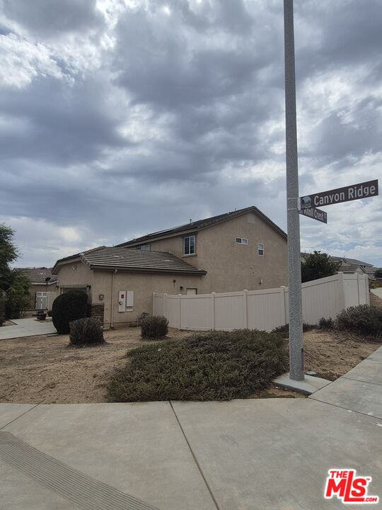 361 Canyon Ridge Calimesa, CA 92320 - Photo 2 of 15