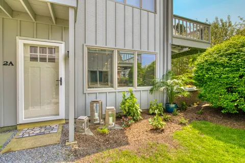 18 Bridge Street, Unit 2A, Sag Harbor, NY 11963
