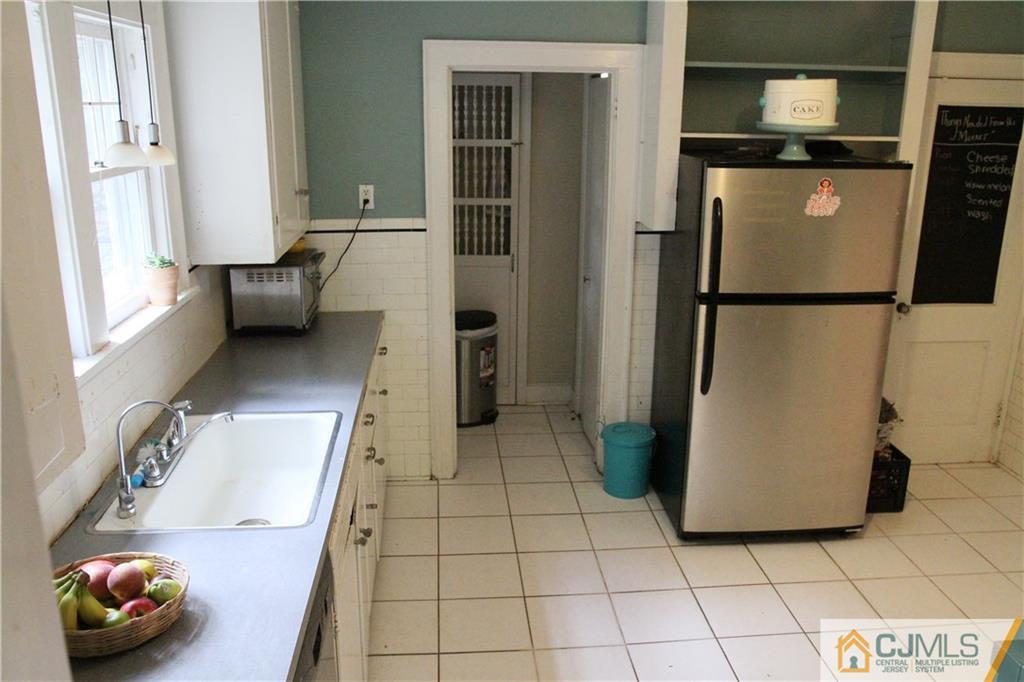 1246 Denmark Road Plainfield, NJ 07062 - Photo 7 of 25 Gallery Image 7