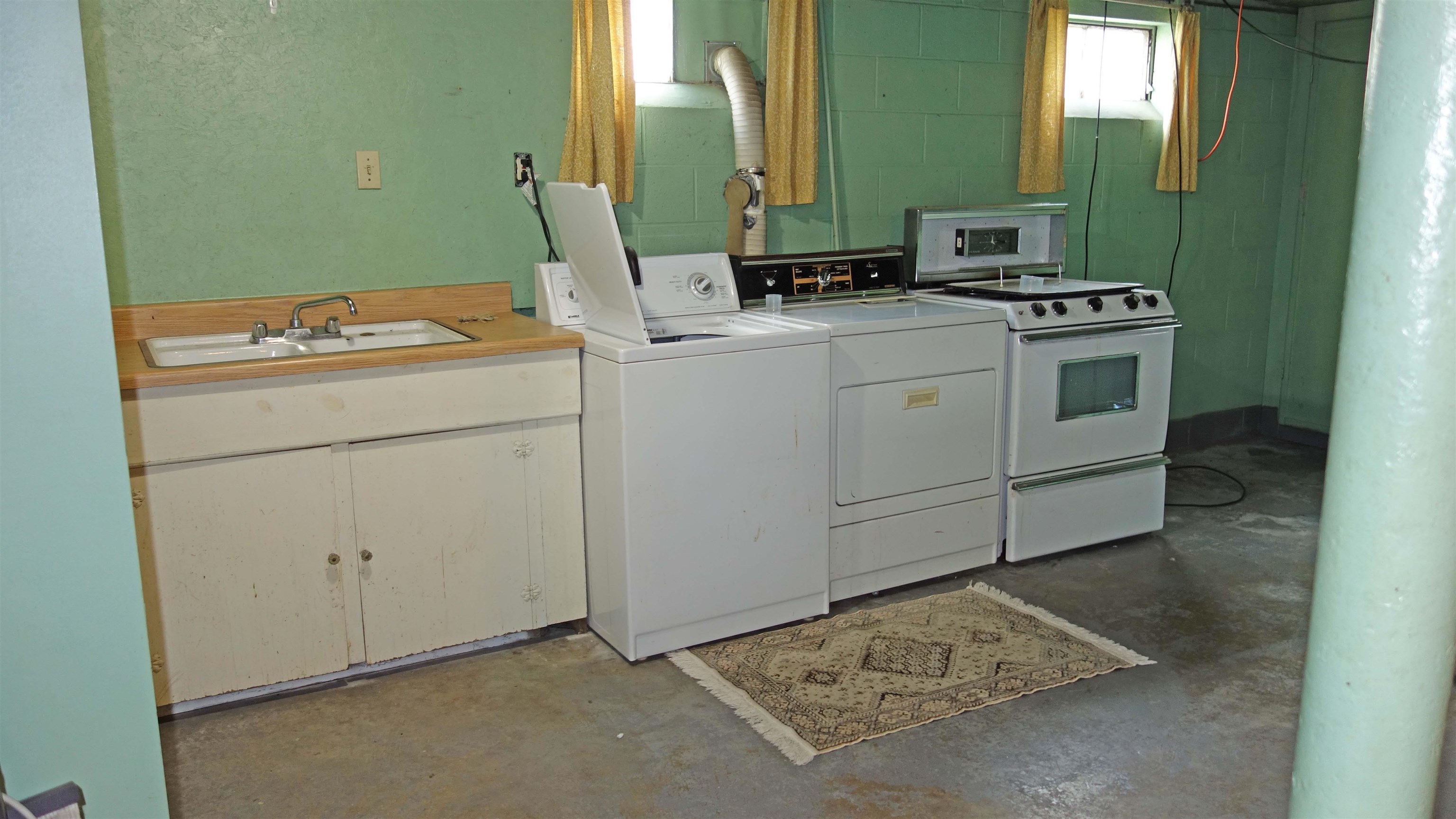 1013 18th Street Bay City, MI 48708 - Photo 24 of 33