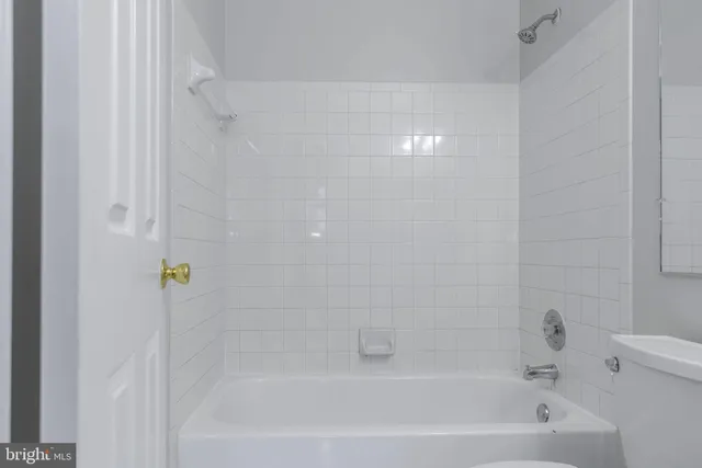 $3,500 | 7222 Lensfield Court, Alexandria, VA 22315