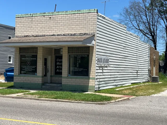 $45,000 | 320 West Broadway, Centralia, IL 62801