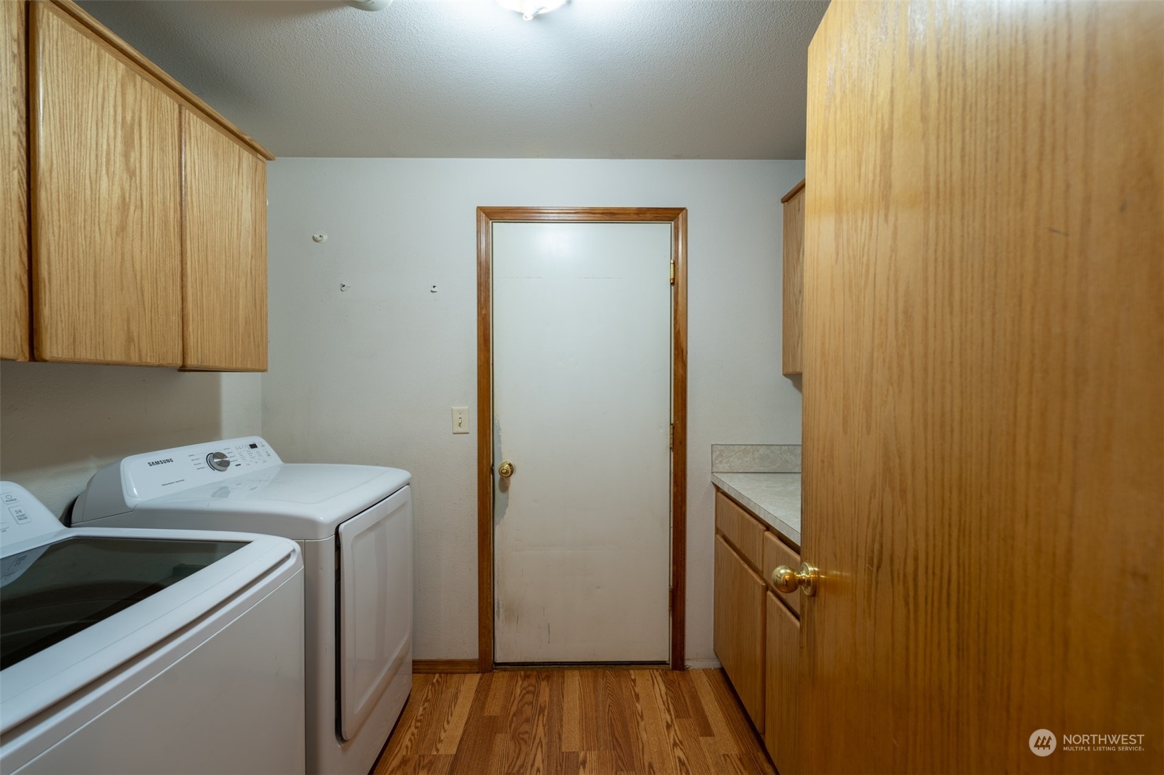 444 Bond Road Castle Rock, WA 98611 - Photo 27 of 40 a view of utility room