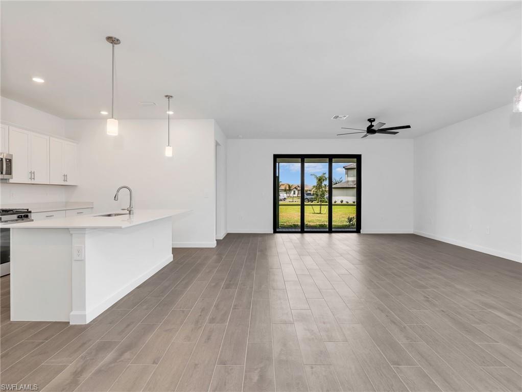 21110 Verawood Loop Estero, FL 33928 - Photo 5 of 44