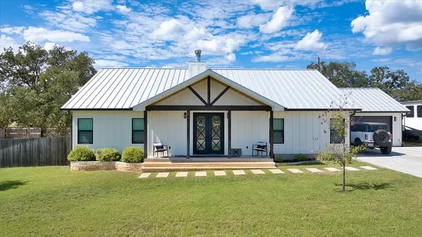 $450,000 | 3411 Concho Trail, Kingsland, TX 78639