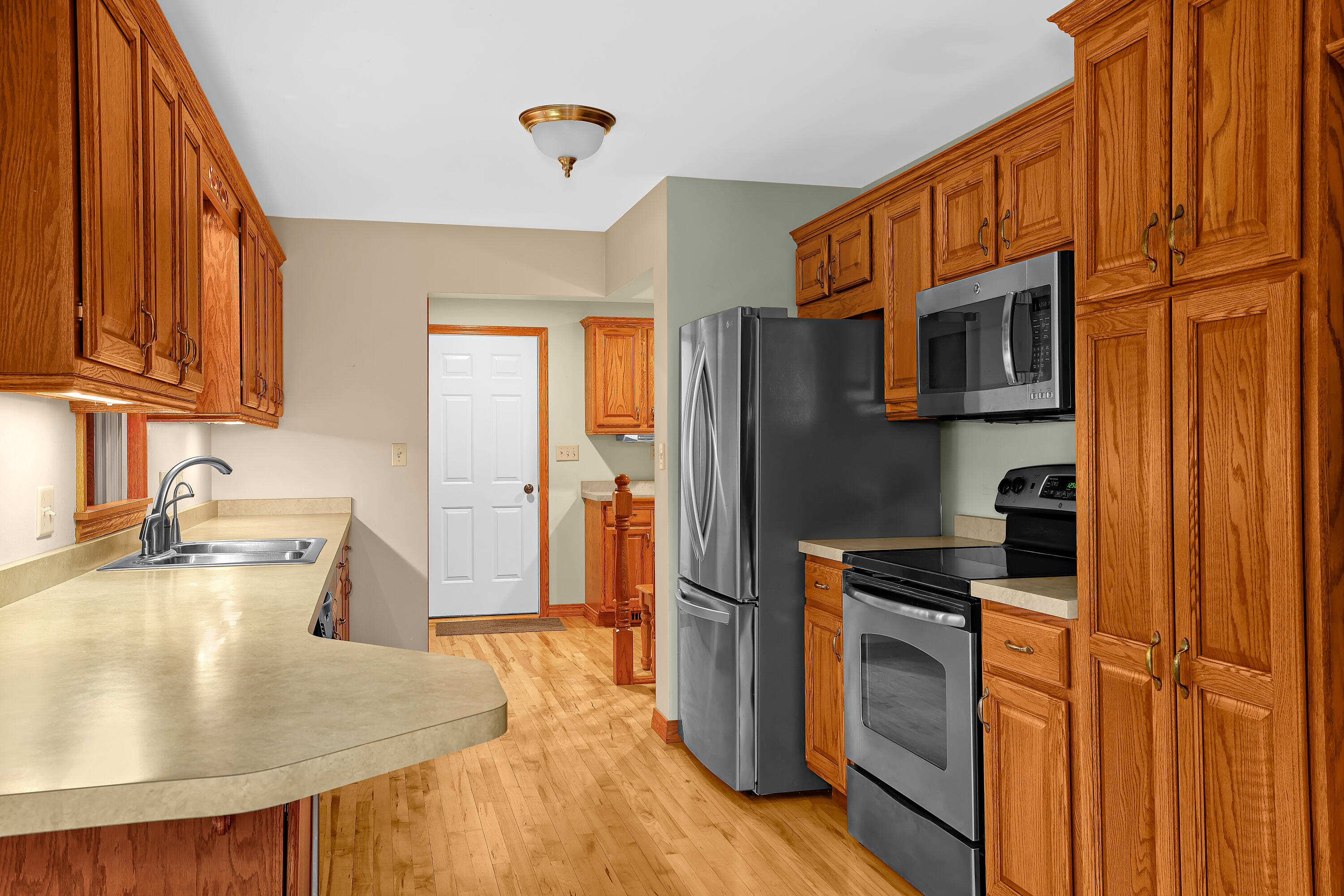 N3359 Miller Road Medary, WI 54601 - Photo 10 of 40 Kitchen