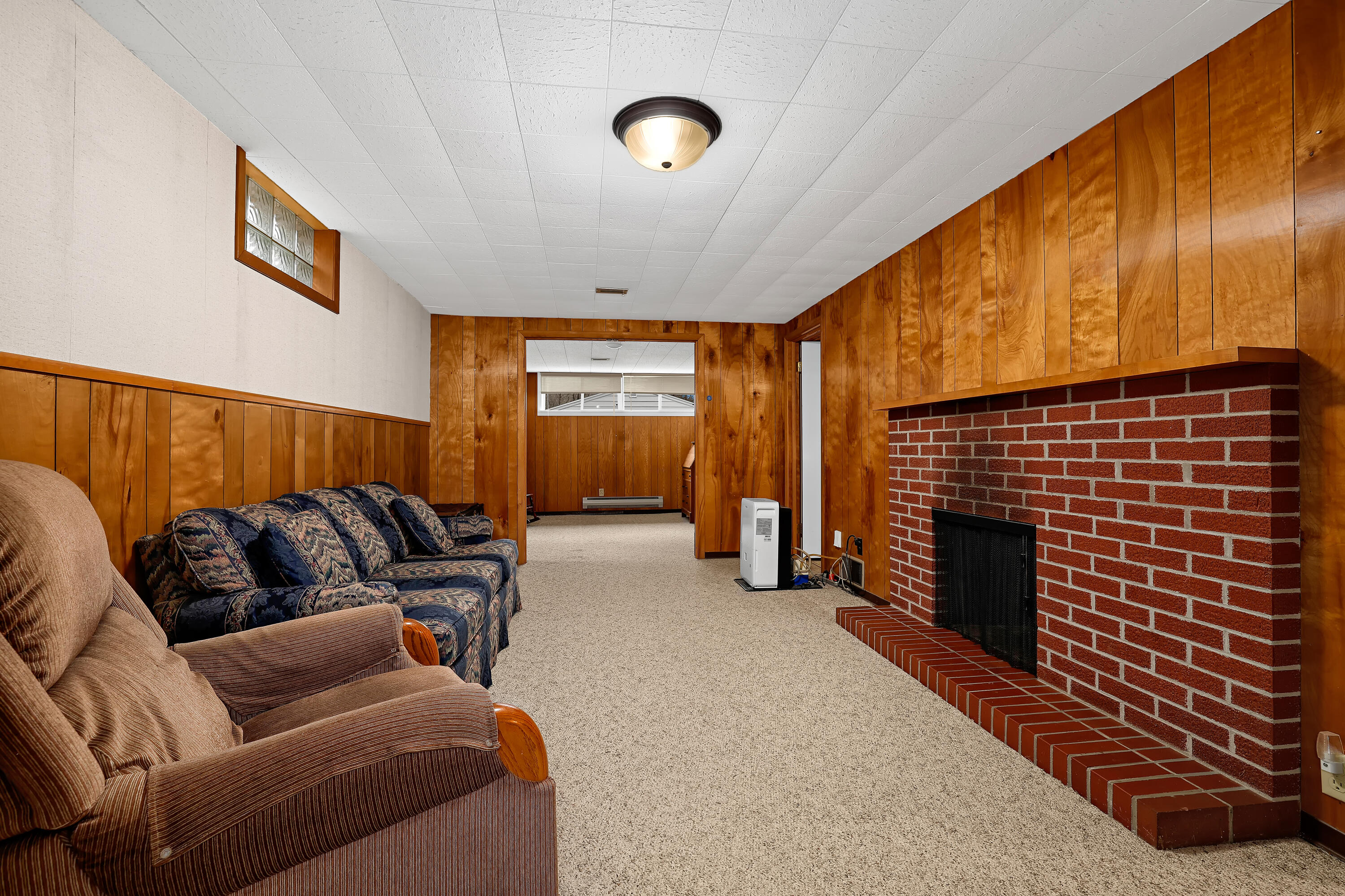N3359 Miller Road Medary, WI 54601 - Photo 21 of 40 Family room