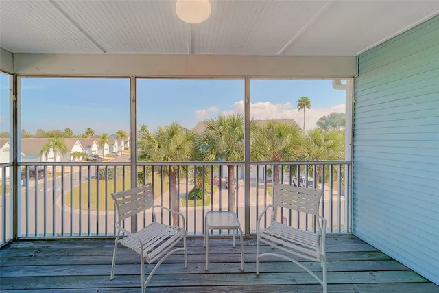 a view of the parking area