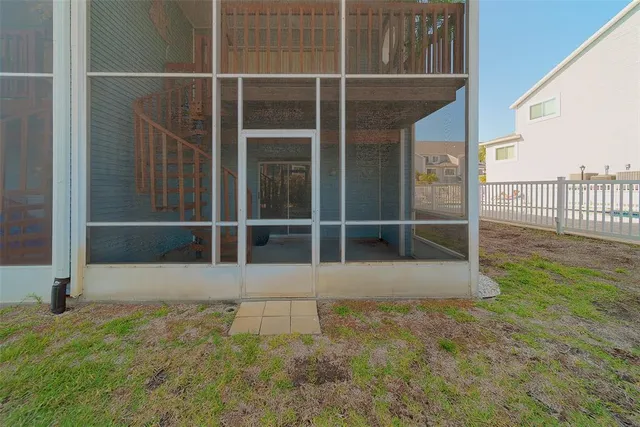 $5,500 | 911 Harbour House Drive, Indian Rocks Beach, FL 33785