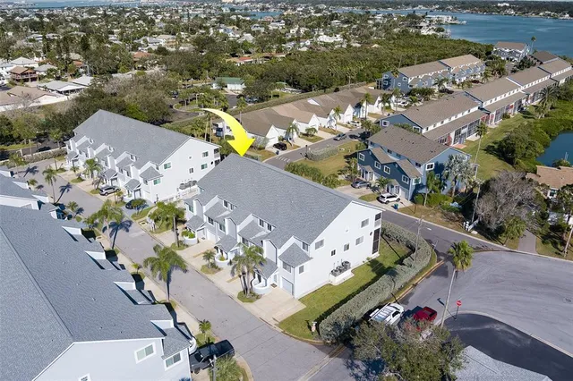 $5,500 | 911 Harbour House Drive, Indian Rocks Beach, FL 33785